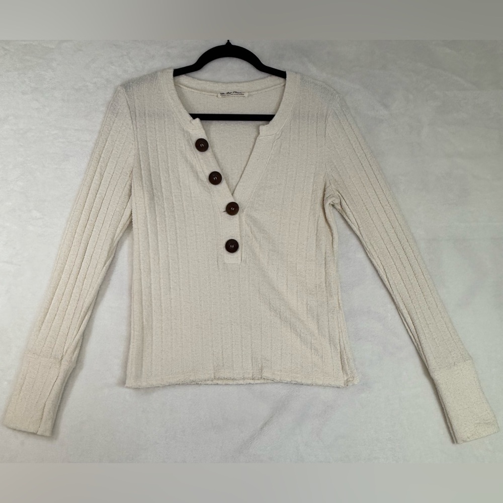 We The Free Free People Cream Oliver Henley Top Size Medium